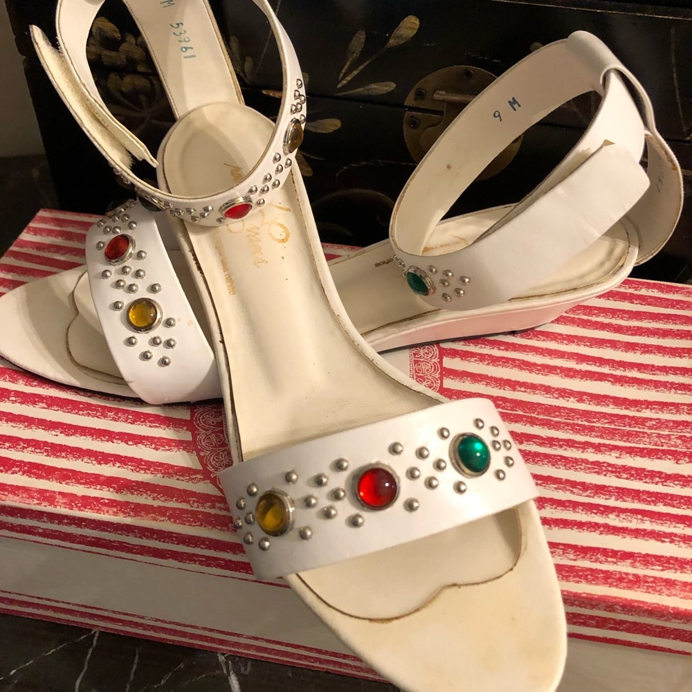 Ankle strap sandals